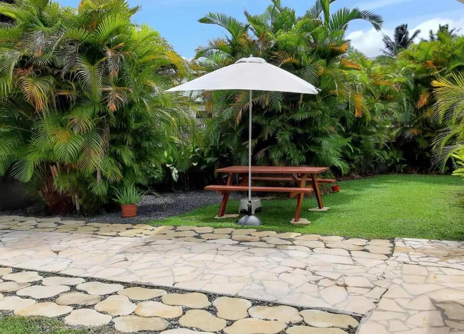 Studio Charmant Pres De Sainte Rose 19 M² + Jardins & Piscine Diavet