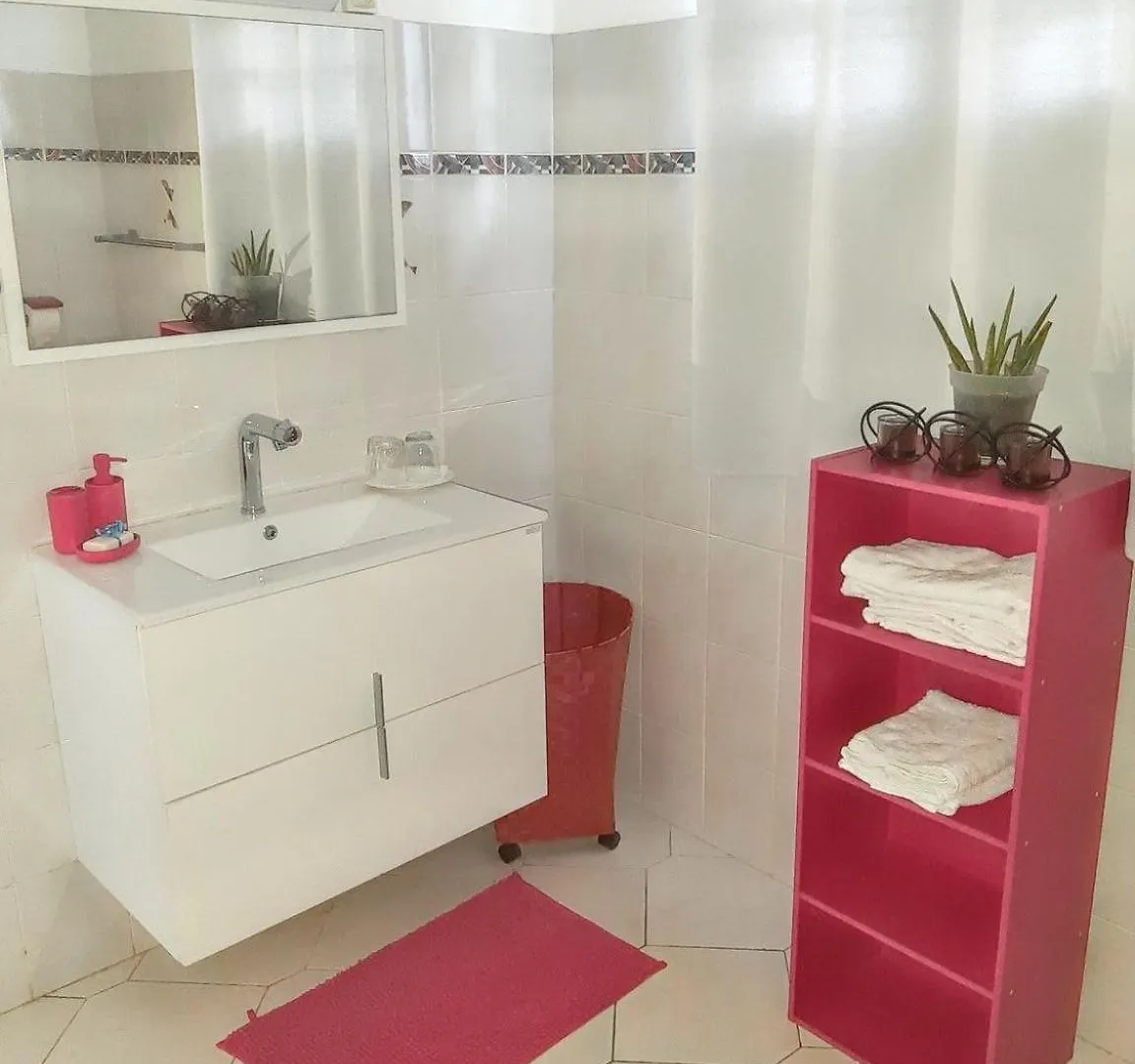 Studio Charmant Pres De Sainte Rose 19 M² + Jardins & Piscine Diavet 0*,